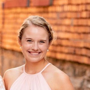 Meet your Posher, Kelsey